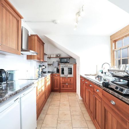 Luxury 3 Bed Royal Mile Apartment Эдинбург Экстерьер фото