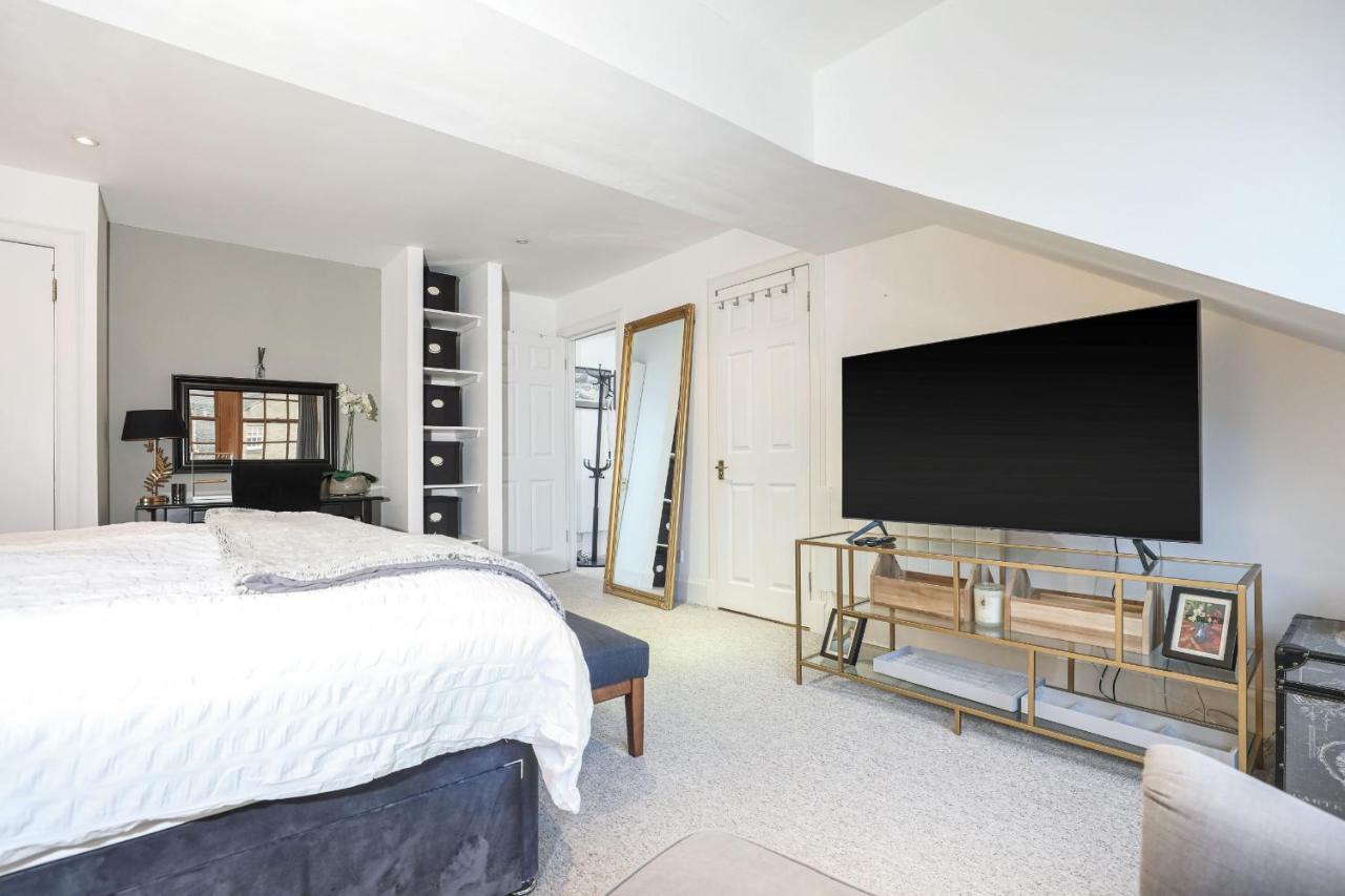 Luxury 3 Bed Royal Mile Apartment Эдинбург Экстерьер фото