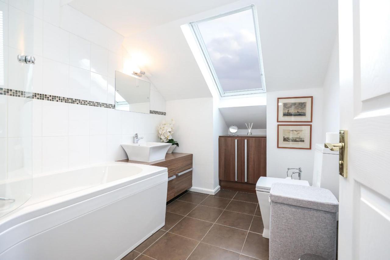Luxury 3 Bed Royal Mile Apartment Эдинбург Экстерьер фото